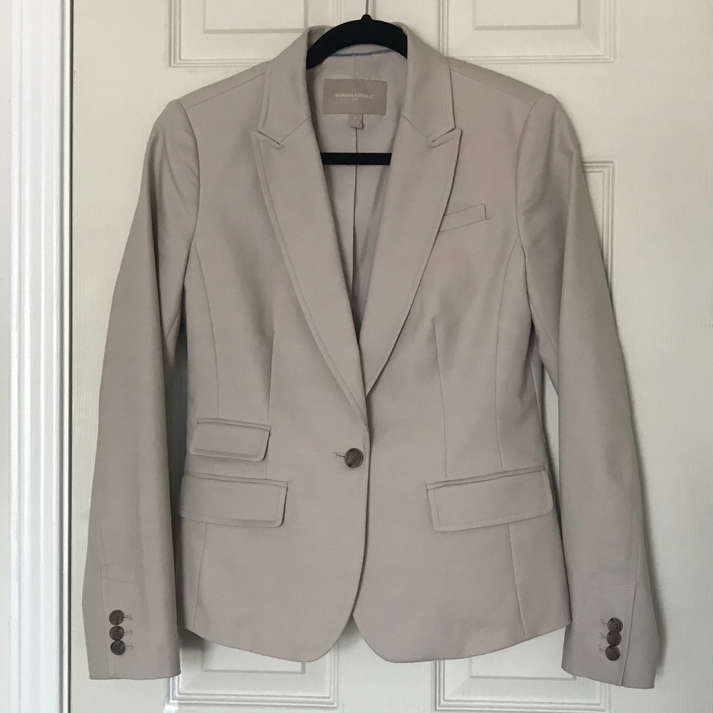 Banana Republic Oatmeal Beige Blazer